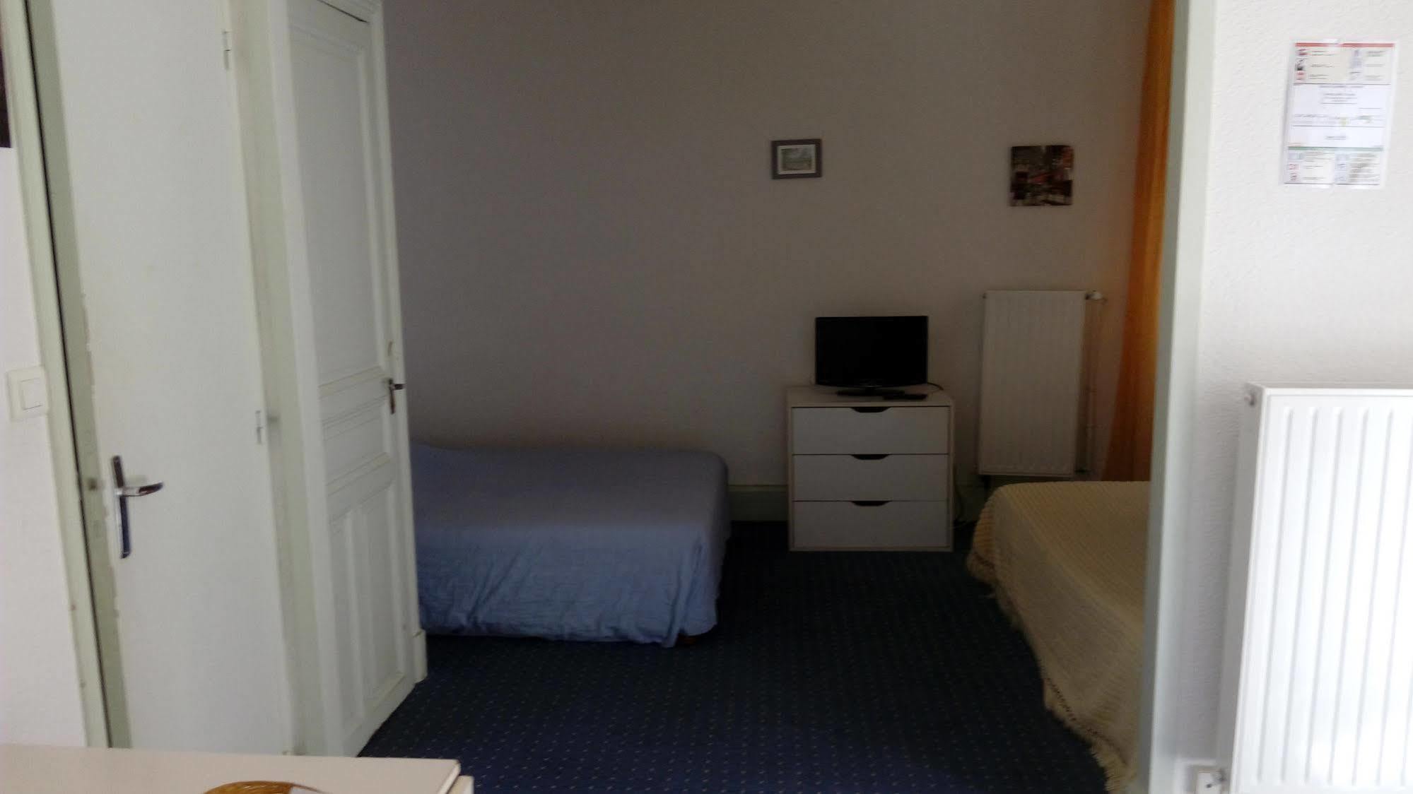 Hotel Nice Flore Vichy Zewnętrze zdjęcie
